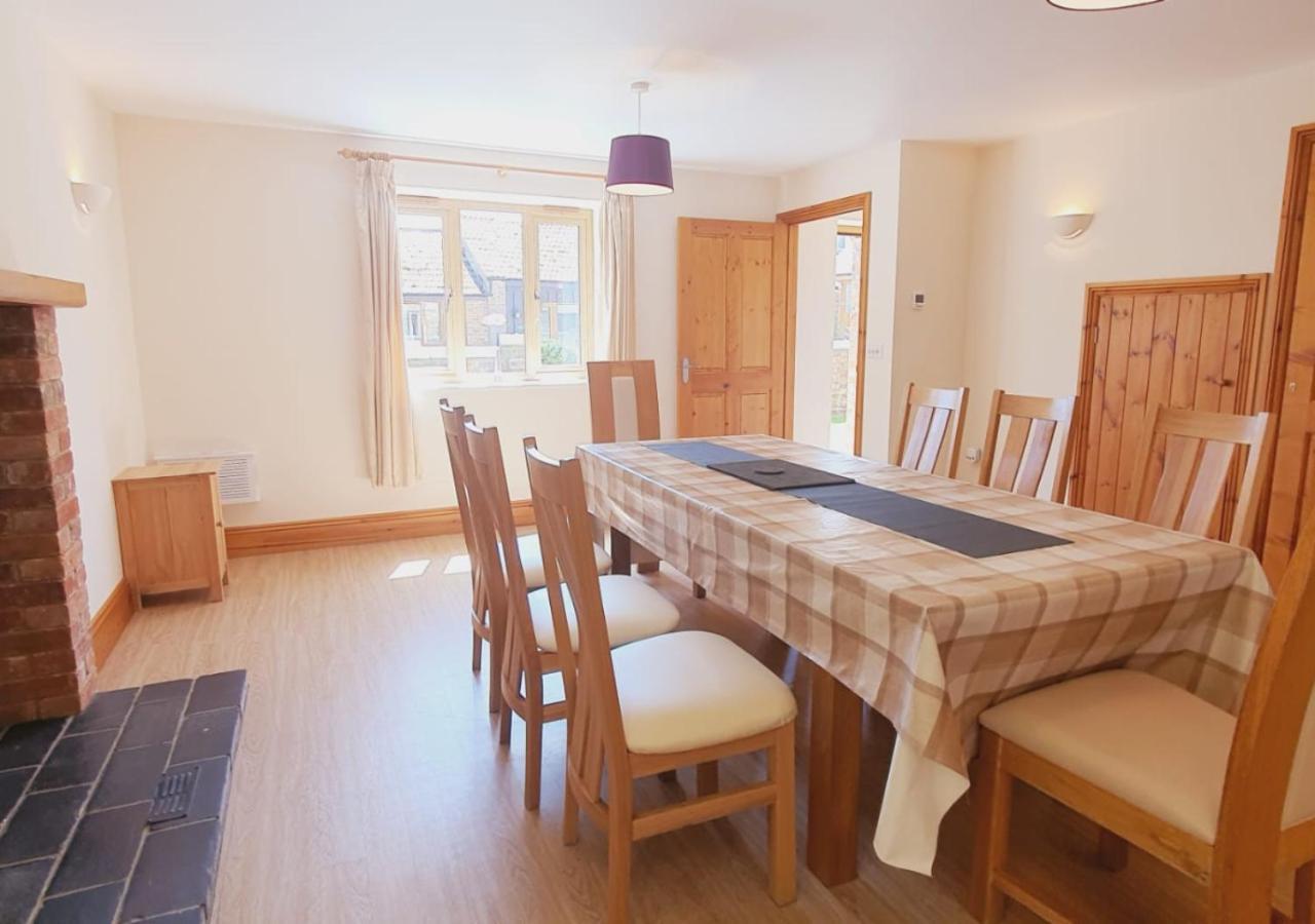 Holiday home The Victorian Barn, Self-catering Holidays With Pool And Hot Tubs, Dorset