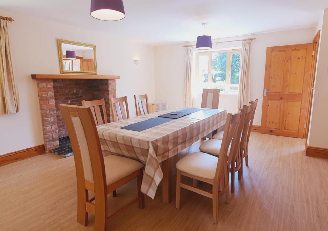Holiday home The Victorian Barn, Self-catering Holidays With Pool And Hot Tubs, Dorset Woolland