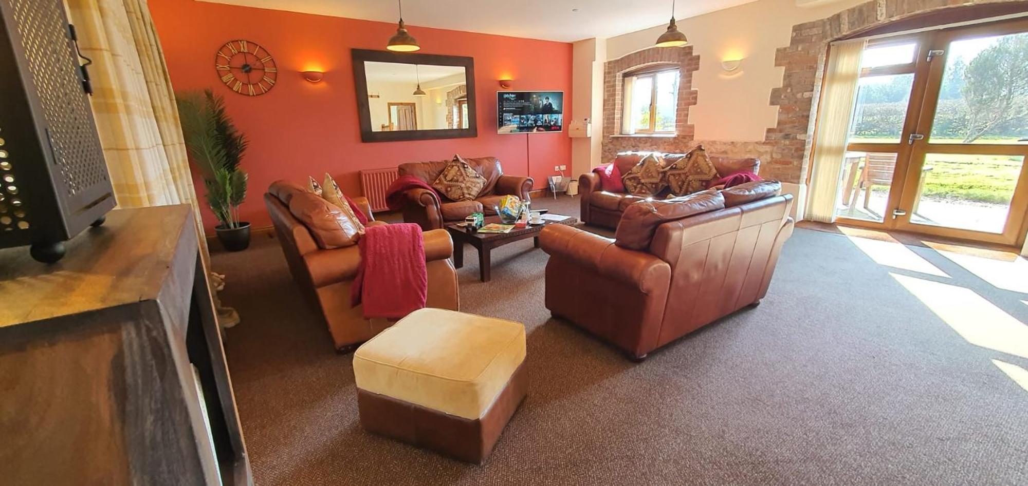 Holiday home The Victorian Barn, Self-catering Holidays With Pool And Hot Tubs, Dorset Woolland