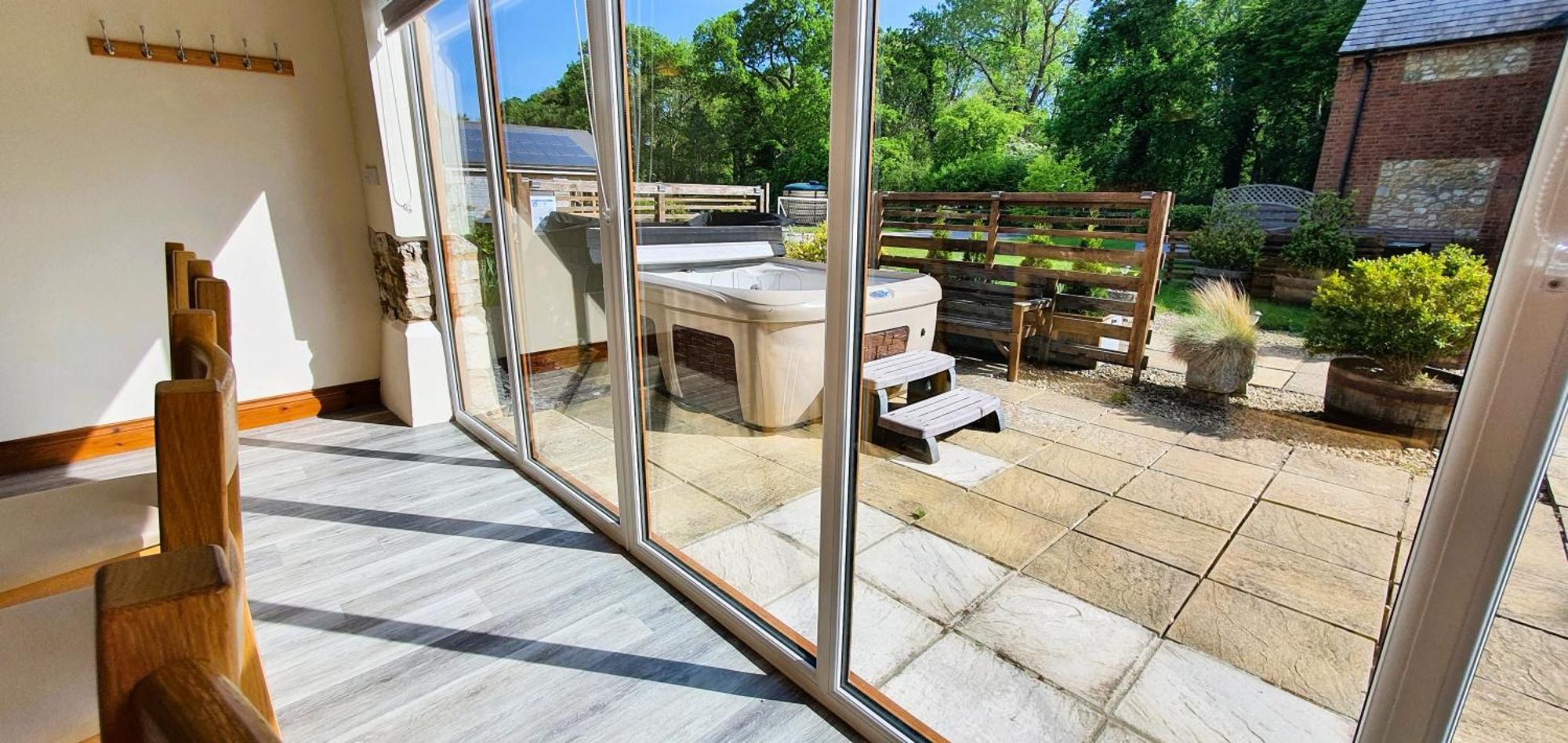 The Victorian Barn, Self-catering Holidays With Pool And Hot Tubs, Dorset Дом отдыха