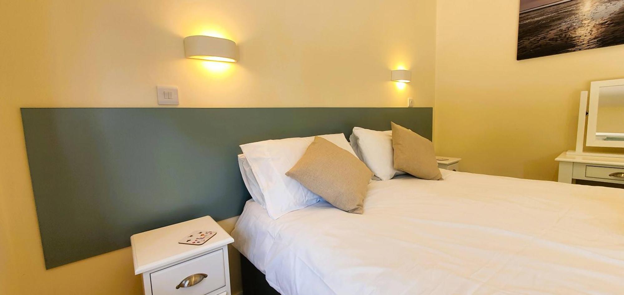 Дом отдыха The Victorian Barn, Self-catering Holidays With Pool And Hot Tubs, Dorset *