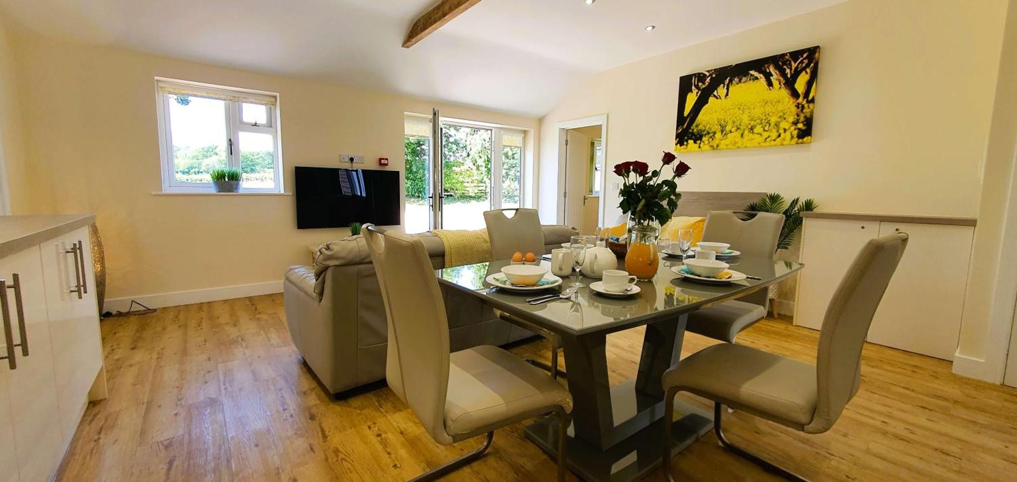 The Victorian Barn, Self-catering Holidays With Pool And Hot Tubs, Dorset Дом отдыха
