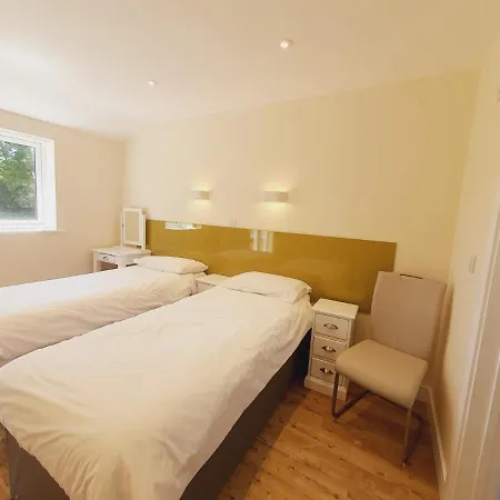 The Victorian Barn, Self-Catering Holidays With Pool And Hot Tubs, Dorset Woolland Exterior photo