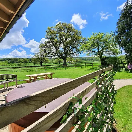 The Victorian Barn, Self-Catering Holidays With Pool And Hot Tubs, Dorset Woolland Exterior photo