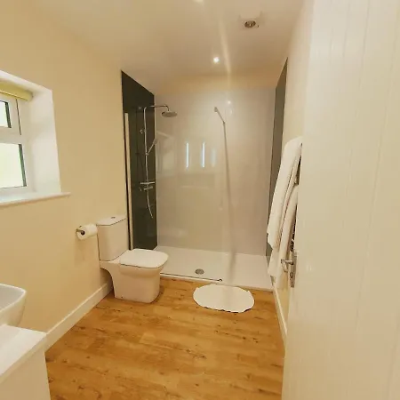 The Victorian Barn, Self-Catering Holidays With Pool And Hot Tubs, Dorset Woolland Room photo