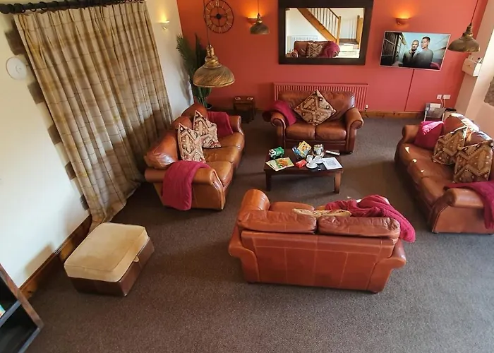 The Victorian Barn, Self-Catering Holidays With Pool And Hot Tubs, Dorset