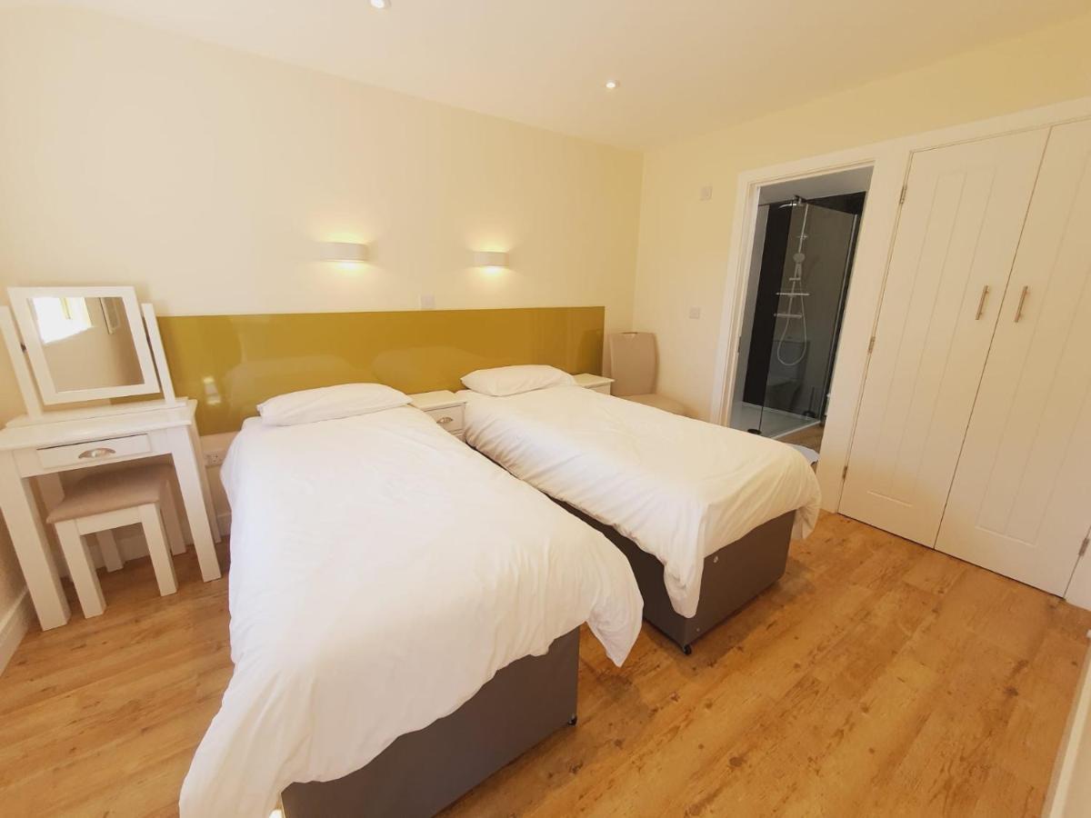 The Victorian Barn, Self-catering Holidays With Pool And Hot Tubs, Dorset * Woolland